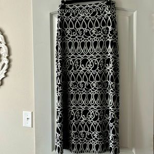 Long skirt side slit elastic waist